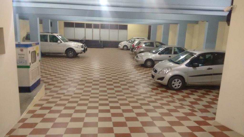Hotel Chithra Kanyakumari Exteriör bild