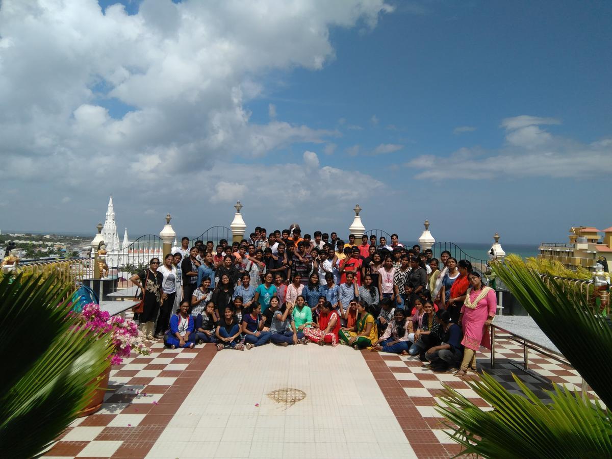 Hotel Chithra Kanyakumari Exteriör bild